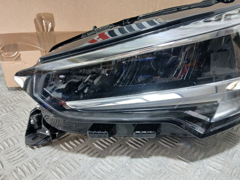 VAUXHALL CORSA F 2019-24 FRONT LEFT PASSENGER HEADLIGHT 9829522880 - Image 2 of 4