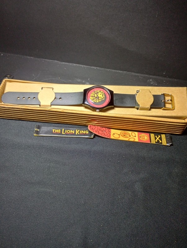 Disney's The Lion King Circle of Life 10th Anniversary Watch | New Battery | LB3