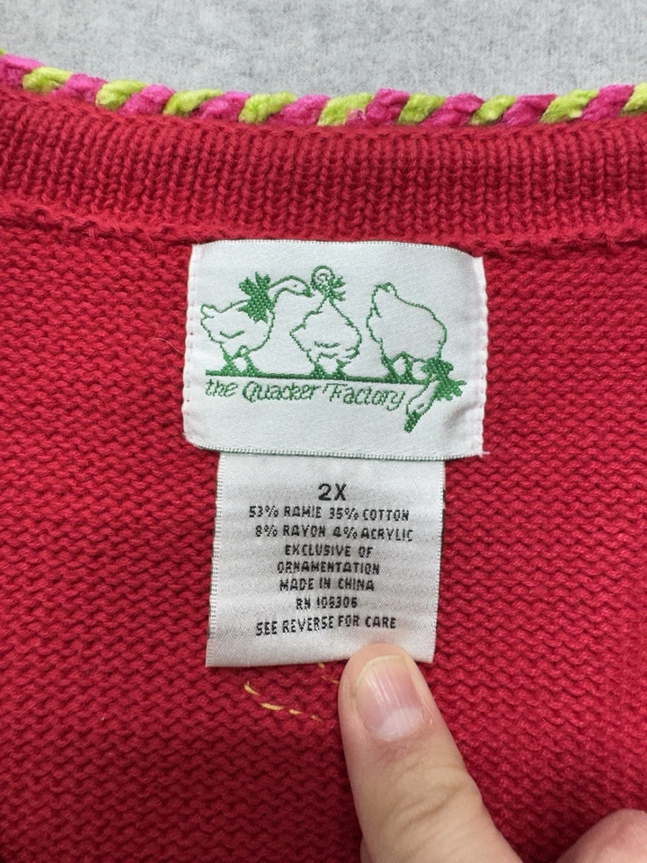 Cárdigan Quacker Factory Mujer 2X Rojo Tejido Botón Perro Gato Bordado Suéter Foto 2 de 4