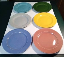 Harlequin Homer Laughlin 9-1/4" Plates Vintage Set of 6