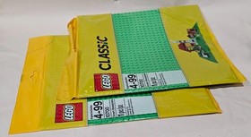 Set of Two LEGO Classic 10700 Green Baseplate / Building Plates,  New Sealed