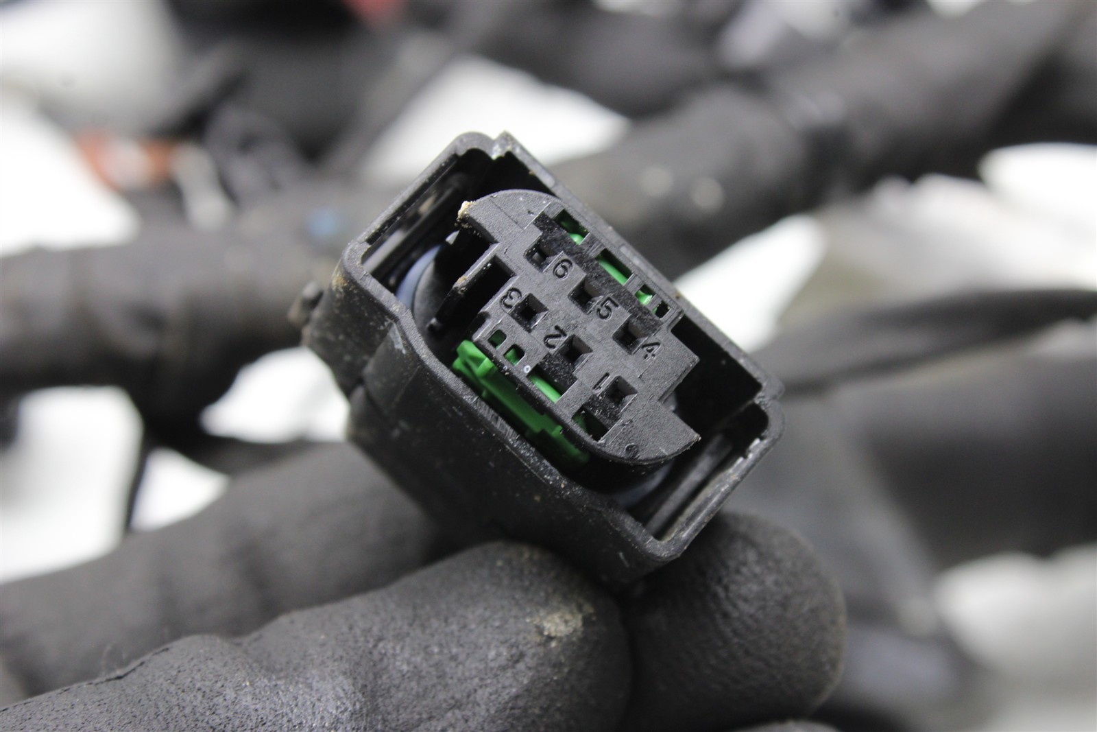 McLaren Artura 2025 Fuse box wiring harness