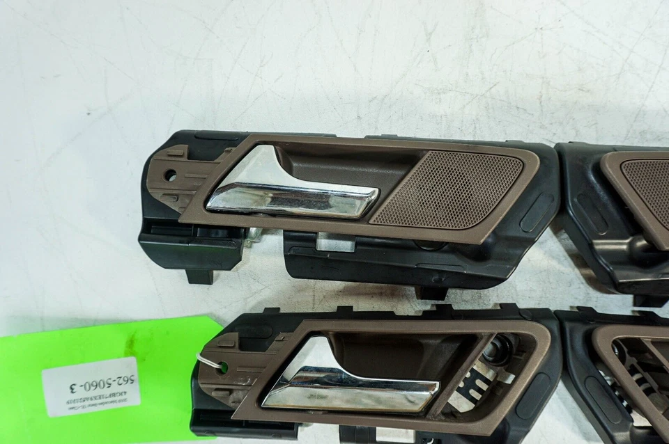 06-12 JUEGO 4 MANIJAS PUERTA INTERIOR DELANTERA TRASERA IZQUIERDA DERECHA MERCEDES GL450 X164 5060 Foto 4 de 4