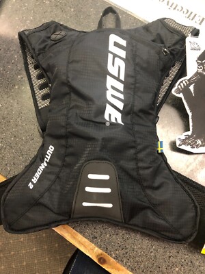 USWE Outlander 2 Hydration Pack V-2021001 - Carbon Black  62-4850