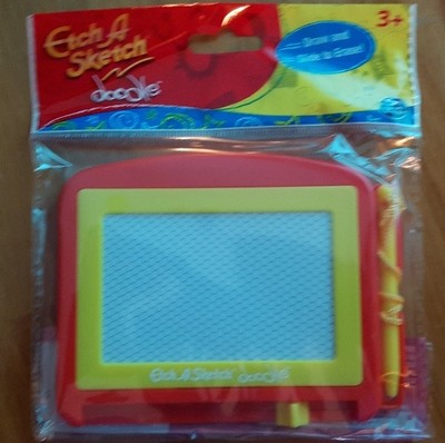 etch a sketch doodle mini