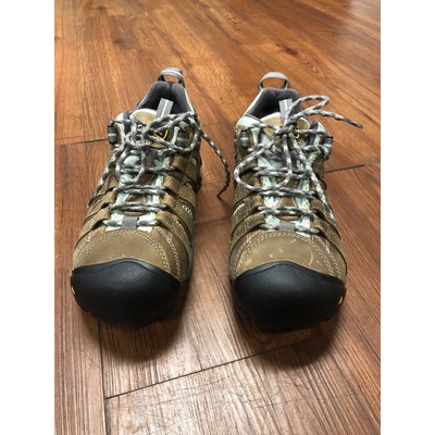 Keen Women s Steel Toe Flint Low Sneaker - Size 8M