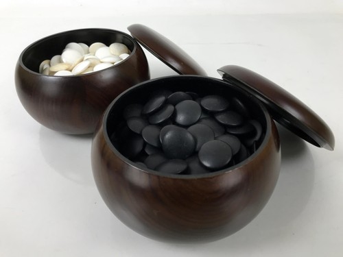 Japanese Go Stone Goishi Game Pieces Set Vtg Igo Brown Resin Bowls Shell GO97 - Picture 2 of 19