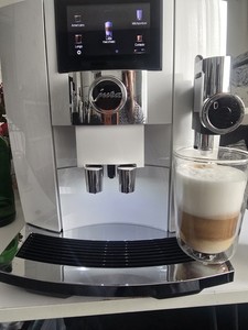 Jura J8 (EA) Twin 15594 Diamond White Kaffeevollautomat