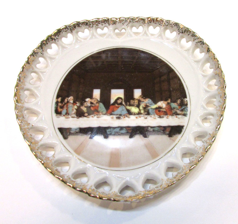 Jesus The Last Supper Vintage 1960's Heart Shaped 7" Japan Porcelain Wall Plate