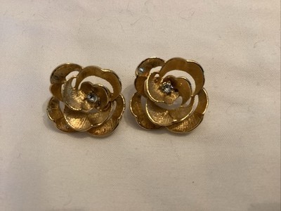 Vintage Marcel Boucher Gold Plated Rose With Crystal Dew Drop Earrings 9291E
