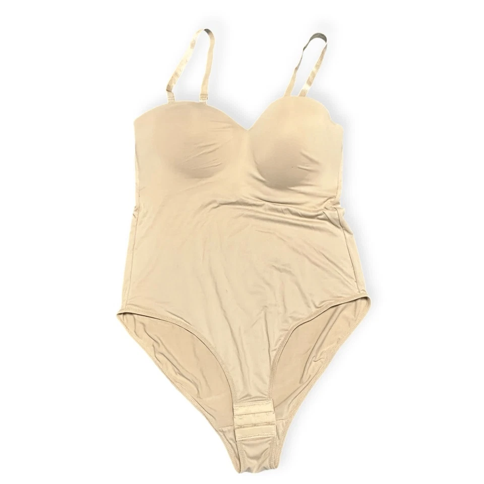 Body moldeador todo en uno con control extra firme beige MAIDENFORM para mujer talla M Foto 2 de 4