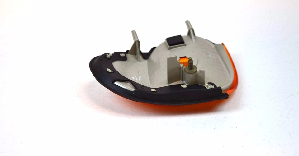 Luz de señalización de giro de la lente del pasajero derecho Ford Windstar Van 95-98 Foto 3 de 4