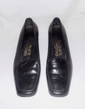 Salvatore Ferragamo Black Leather Gancini-Embossed Square Toe Low Heel Loafer 7C