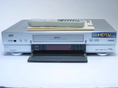 D-VHS RECORDER/PLAYER - Thumbnail 2