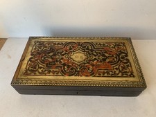 ancienne boite acajou dessus laiton écaille de tortue, monogramme MB