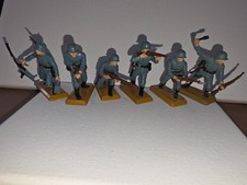 6 Vintage Britains Deetail WWII German Infantry Figures - 1971 Tan Bases