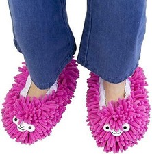 Gift Republic Llama Cleaning Slippers 22568