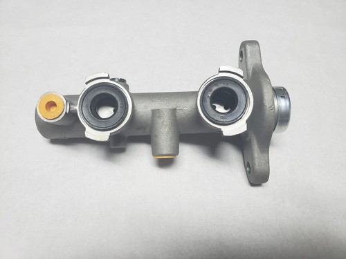 PARTSMASTER 11-2786 MASTER CYLINDER, NIB - Picture 4 of 4