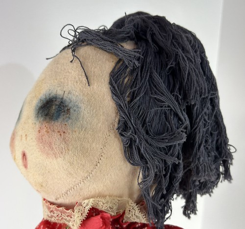 Vintage 80er Jahre Tuch französische Puppe signiert 24"" handgefertigt handgenäht Spitze rot Kleid - Bild 5 von 12