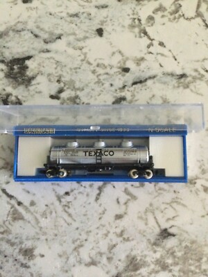 Bachmann N SCALE 42' 3 Dome Tank Car Texaco  5423