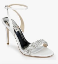 Badgley Mischka Women  s Taryn Heeled Sandal-Size 8- Excellent Condition