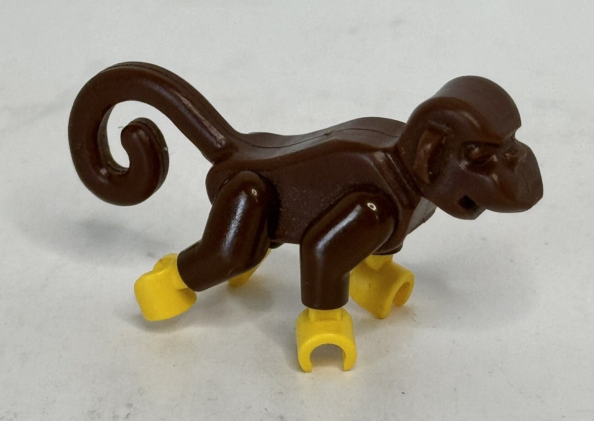 LEGO Minifigure Monkey Brown Yellow Hands 2550c01 Pirates Animals