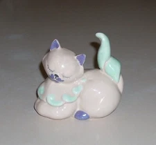 Kay Finch Pottery Cat Kitten Muff Figurine Vintage Pink Green Purple