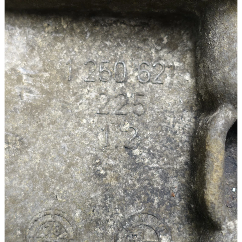 BMW E9 1998-1974 3,0 CS OEM bomba de dirección asistida soporte montaje 1250621 Foto 4 de 4