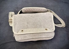 Think Tank Photo Retrospective 7M Shoulder Bag (Pinestone)