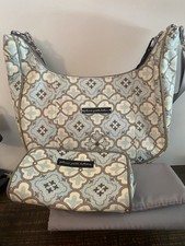 PETUNIA PICKLE BOTTOM Touring Tote Classicall...