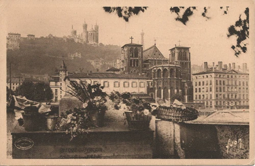 Old postcard - Lyon seen on the Cathedral of Saint John and the Basilica of Fourvière