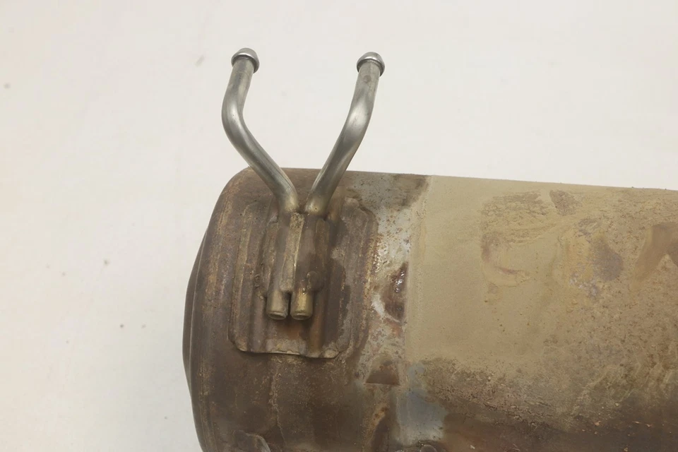 Honda Pioneer 1000-5 Deluxe 20 Muffler 18310-HL4-F00 51428 Foto 3 de 4