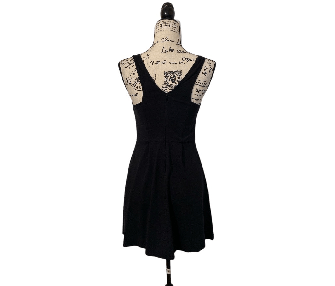 J. Crew Women's Black Boat Neck Sleeveless Mini Flare Dress Size 0 | eBay J. Crew Women's Black Boat Neck Sleeveless Mini Flare Dress Size 0 | eBay