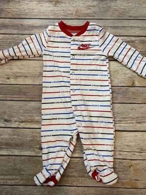 nike infant sleepers