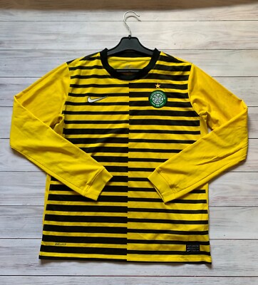 Maillot De Foot Celtic – Troisième Maillot 2011/2012 – Taille S – Écosse – Bon état