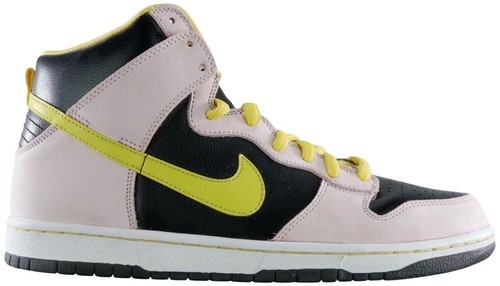 miss piggy nike sb