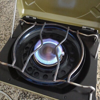 RARE Iwatani Cassette Portable Gas Stove Outdoor Foo Marvelous II