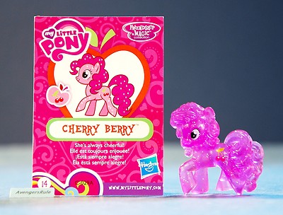 kamerian Māra　BERRY BERRY PINK ソフビ kamerian Māra BERRY BERRY PINK ソフビ