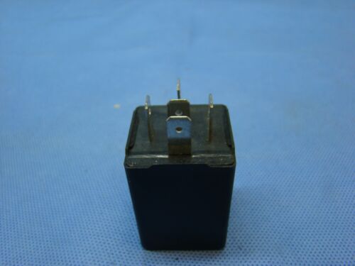 International Harvester Two Second Time Delay Relay 1678120C1 Starter IHC - Picture 2 of 3