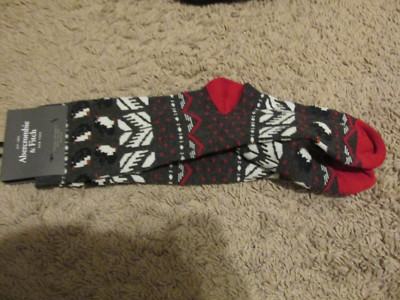 Girls Abercrombie & Fitch Gray /red  1 Pair Of Crew Socks penguins 