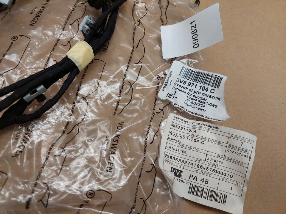 Skoda Superb Rear Parking Sensor Wiring Harness 3V5971104C 2015-2024 Genuine - Image 4 of 4