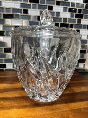 Gorham Crystal Biscuit Barrel ~ Star Blossom ~ 8'' Tall ~ 24% Lead Crystal ~ Vtg