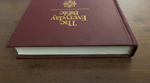 The Everyday Bible New Century Version Worthy Burgundy Hardcover 1988 Christian - Picture 9 of 10