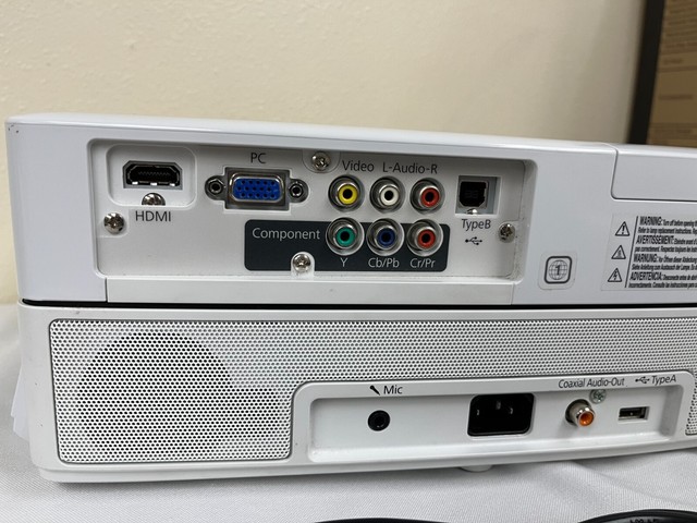 Epson PowerLite Presenter 3lcd HDMI 