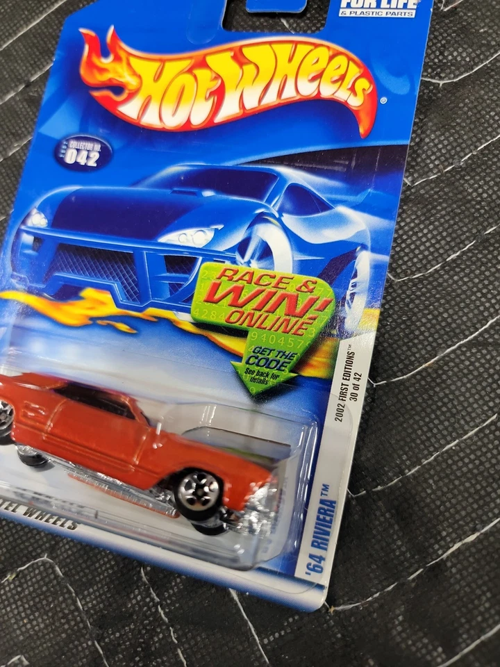 Hot Wheels 2002 primeras ediciones 30/42 '64 Riviera Collector #042 Buick Orange PR5 Foto 2 de 4