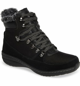 fur lined hiker boots