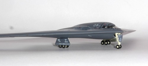 USAF B-2A Spirit Stealth Bomber With AGM-158 Missile Model Collect -UA72214