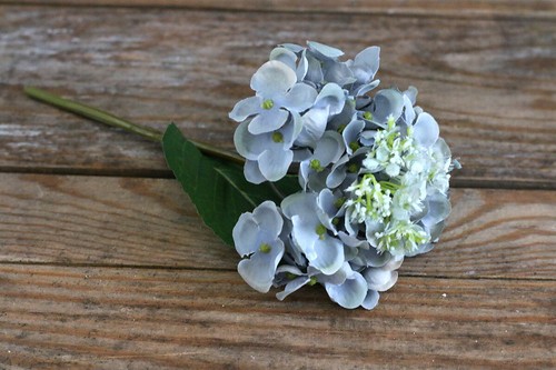 Hydrangea Artificial Flower Stem Blue 9 inch Floral Arranging Table Decor - Picture 3 of 4