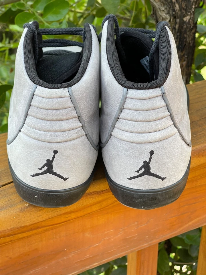 Air Jordan Talla 10 Crecido V.9 Gris Frío/Negro 453930-001 Excelente Estado Foto 4 de 4