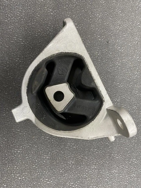 2001-10 DODGE CARAVAN 3.3 3.8 Transmission Support OEM# 4861273AA - Image 3 of 4